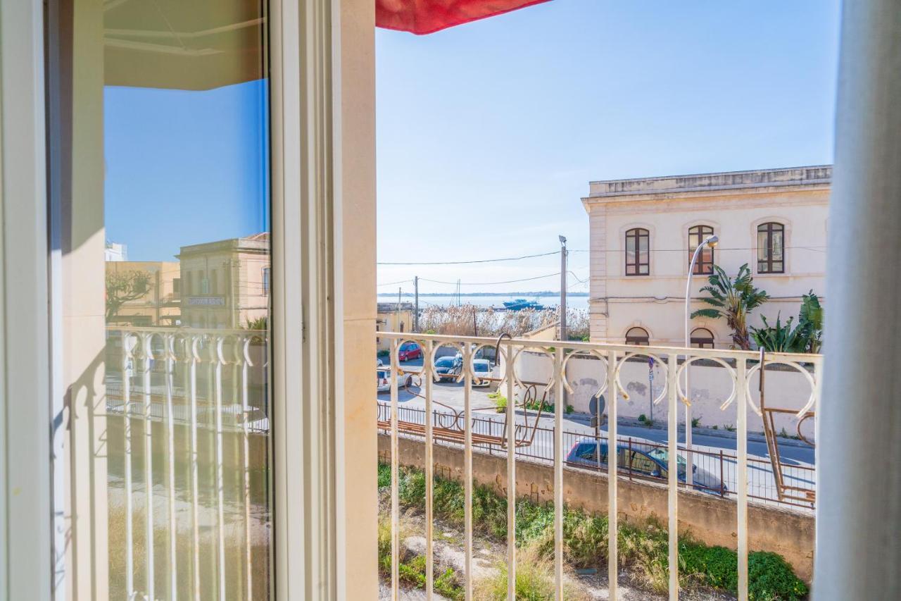Hotel Mediterraneo Сиракузы Экстерьер фото