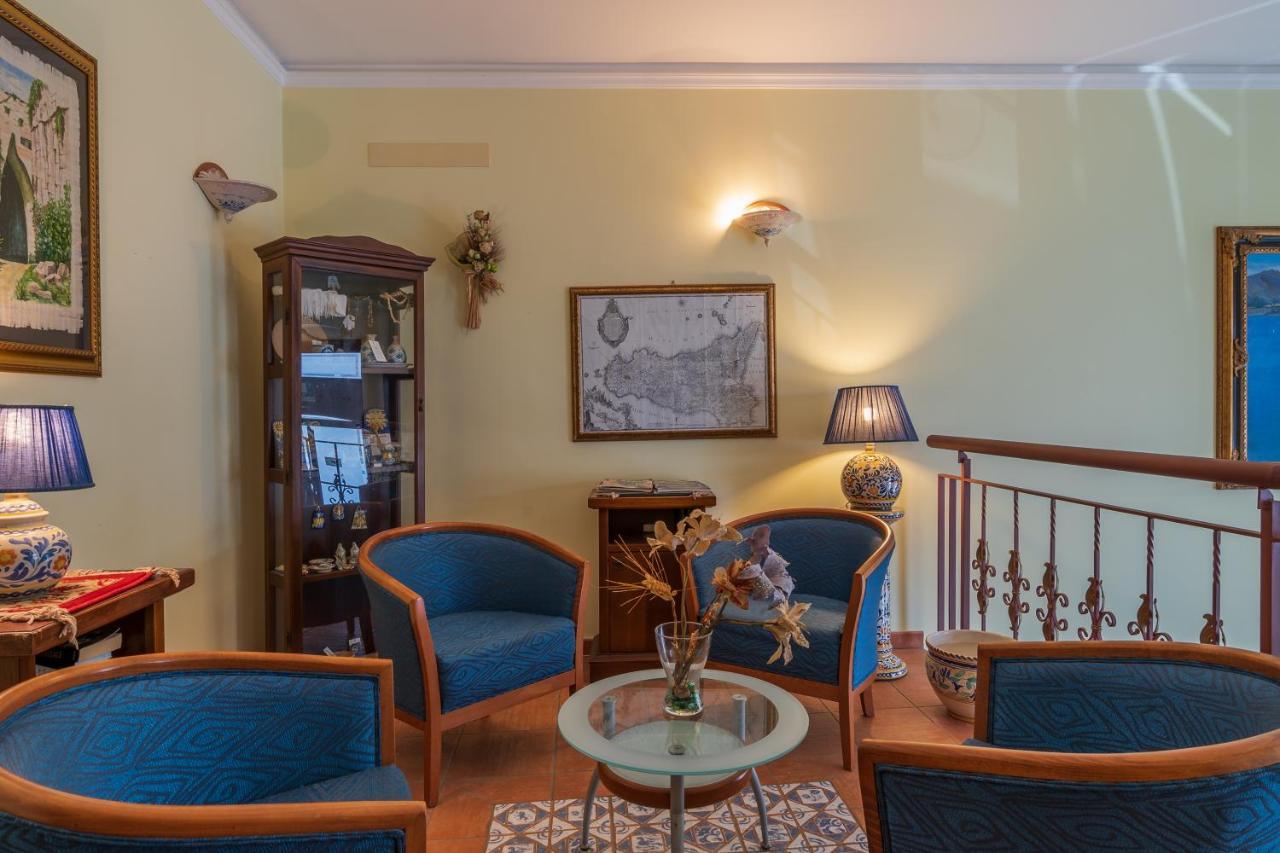Hotel Mediterraneo Сиракузы Экстерьер фото