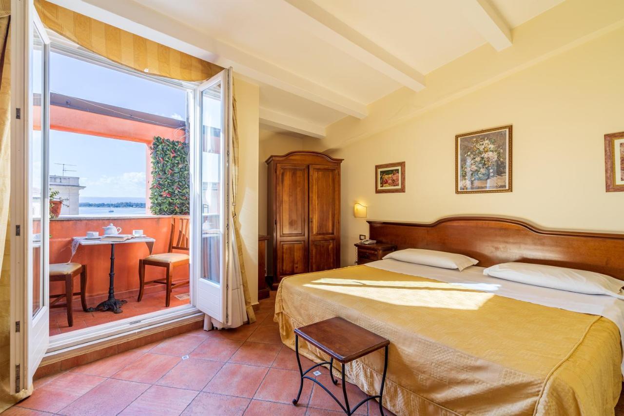 Hotel Mediterraneo Сиракузы Экстерьер фото