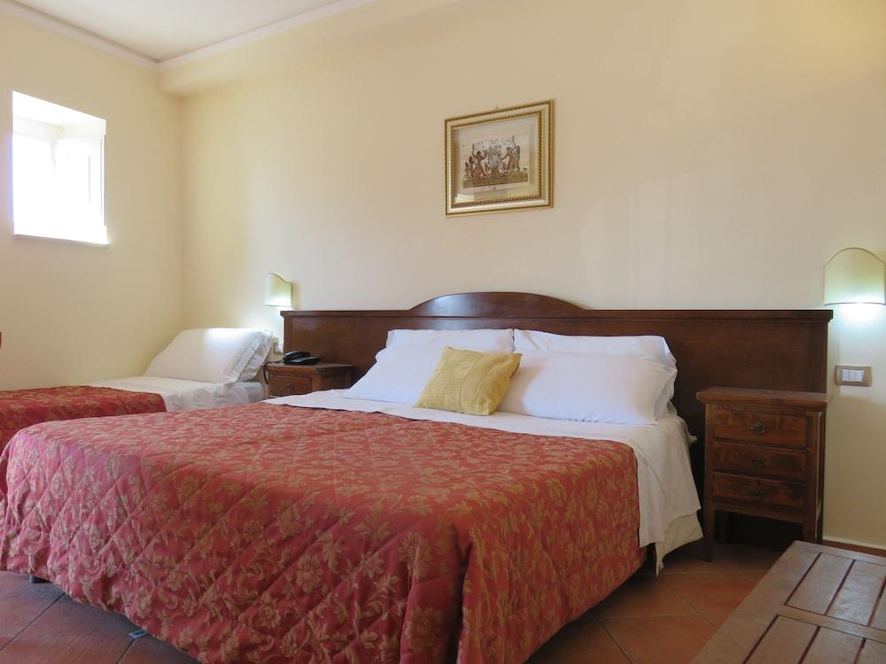 Hotel Mediterraneo Сиракузы Экстерьер фото